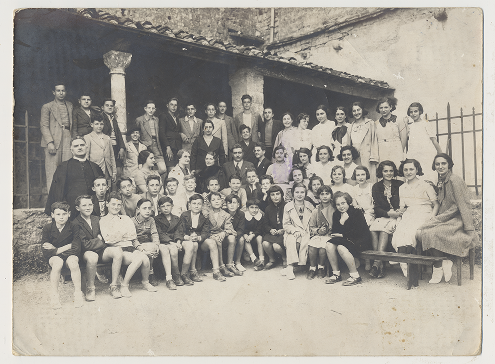 gruppo scolastico, 1930 circa